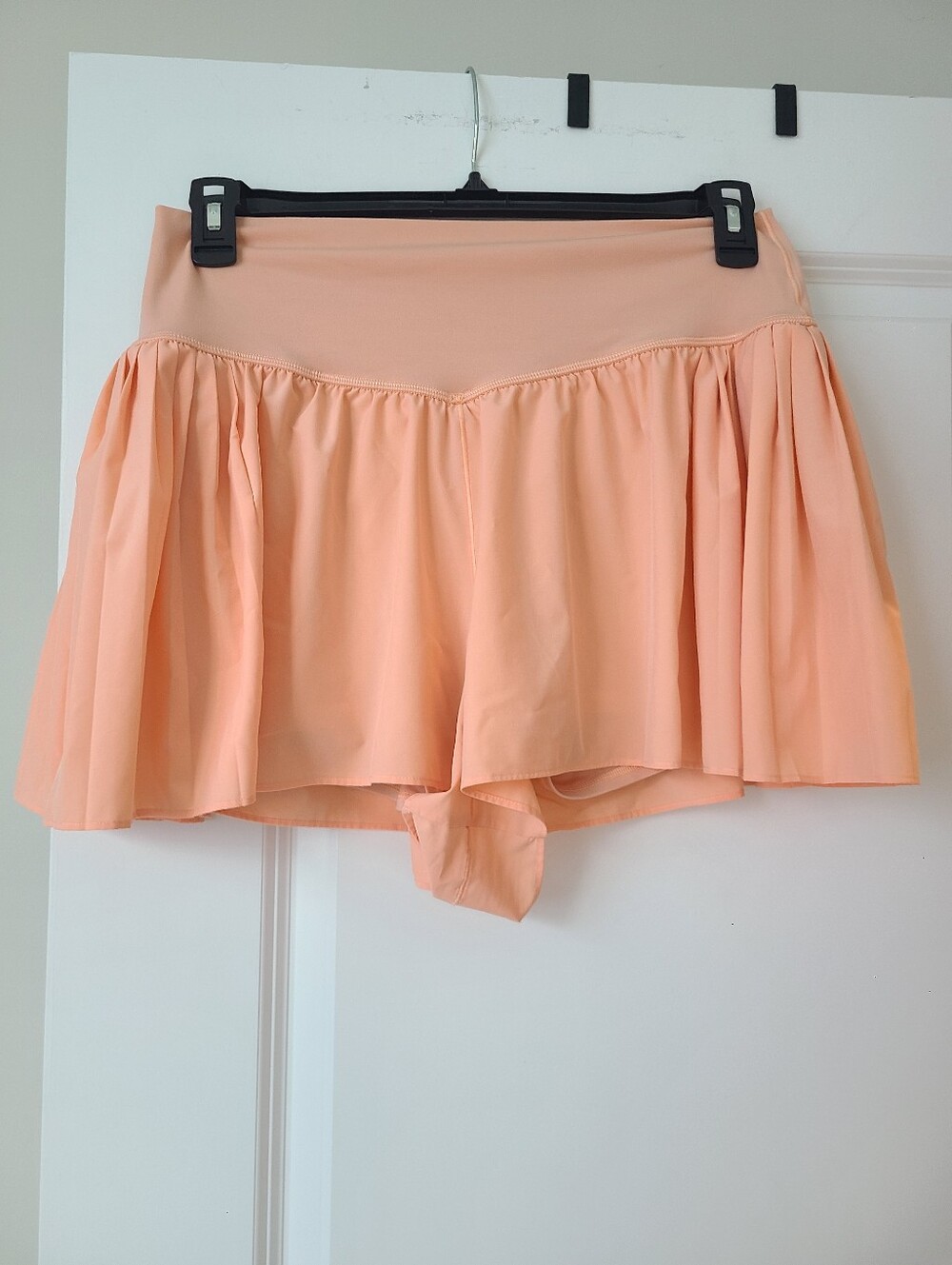 Aerie Real Me Peach Flowy Pleated Shorts